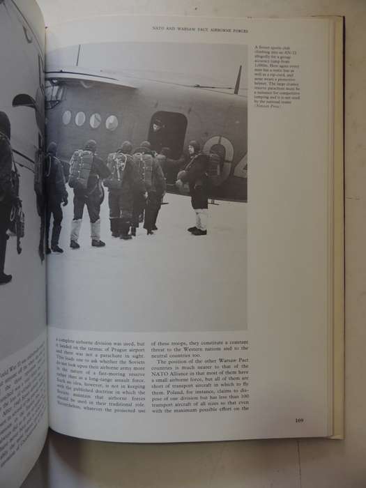 Assault From The Sky: A History Of Airborne Warfare- John Weeks
