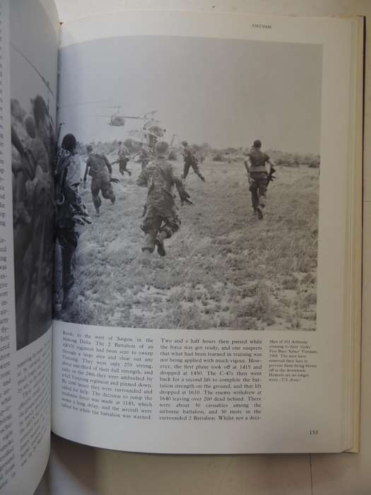 Assault From The Sky: A History Of Airborne Warfare- John Weeks