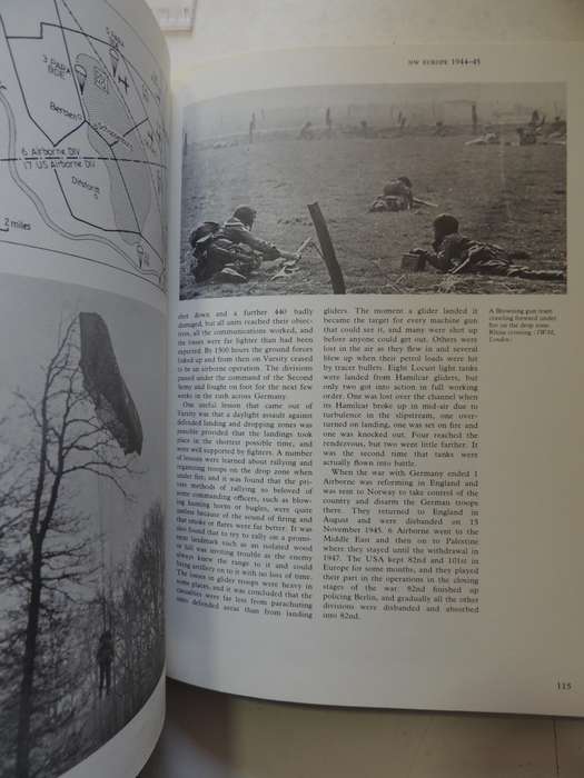 Assault From The Sky: A History Of Airborne Warfare- John Weeks
