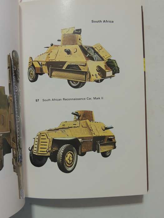 Tanks And Other Armoured Fighting Vehicles Of world War II - B.T. White