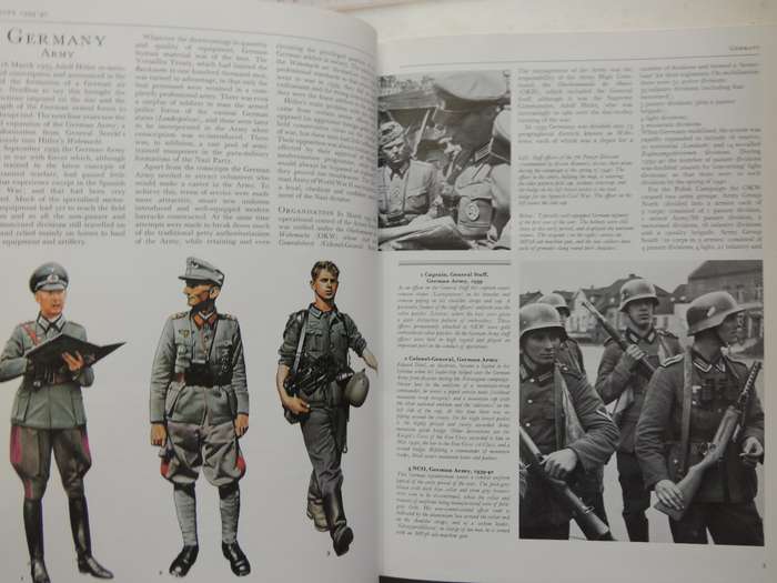 The Armed Forces Of World War II: Uniforms, Insignia And Organisation - Andrew Mollo