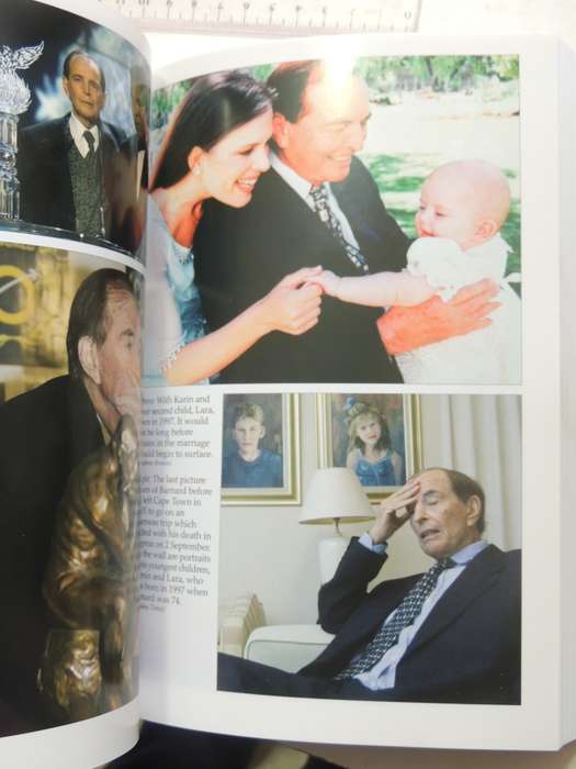 Celebrity Surgeon, Christiaan Barnard - A Life - Chris Logan
