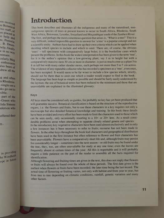 TREES of Southern Africa - 2nd Revised EditionKeith & Meg Coates Palgrave