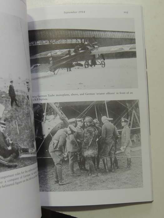 The First World War In Photographs: 1914 Over By Christmas- John Christopher & Campbell McCutcheon
