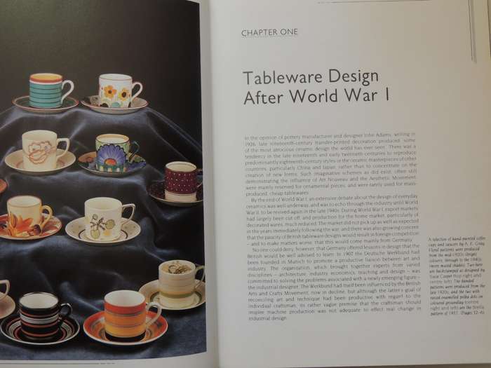 Art Deco Tableware: British Domestic Ceramics 1925-1939- Judy Spours