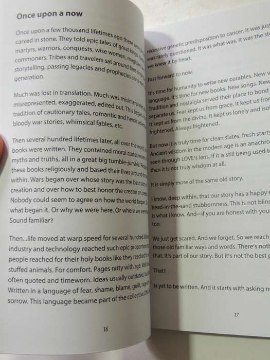 Dear Human: A Manifesto Of Love, Invitation And Invocation To Humanity - Courtney Walsh