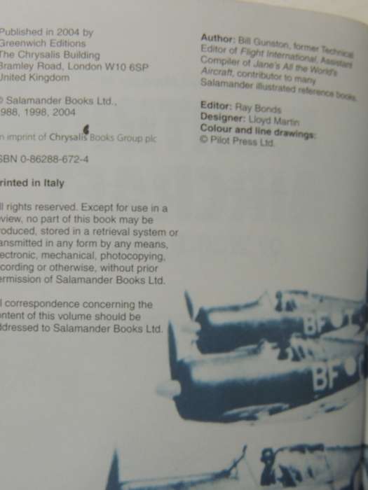 The Illustrated Directory Of Fighting Aircraft Of World War II -Bill Gunston