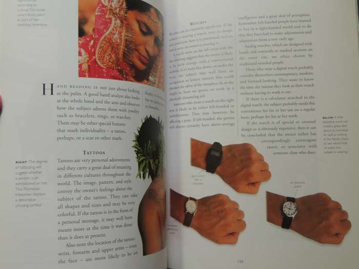The Complete Illustrated Guide To Palmistry- Peter West