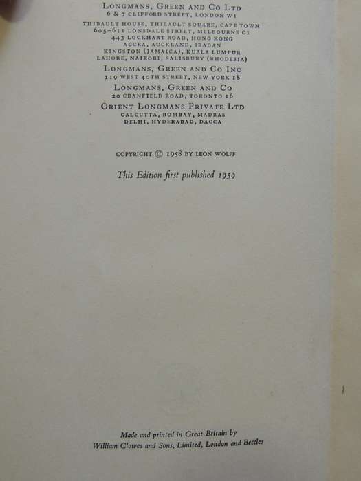 In Flanders Fields: The 1917 Campaign - Leon Wolff