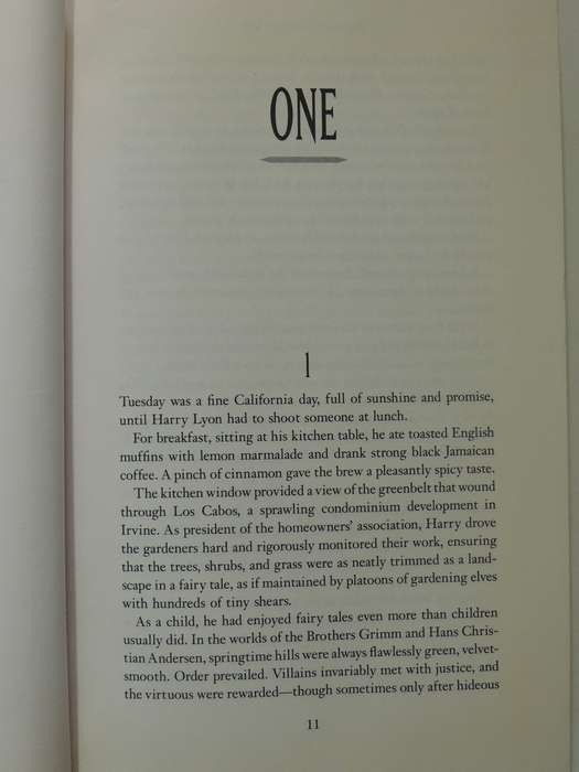 Dragon Tears - Dean Koontz     1st Edition & Ex-library