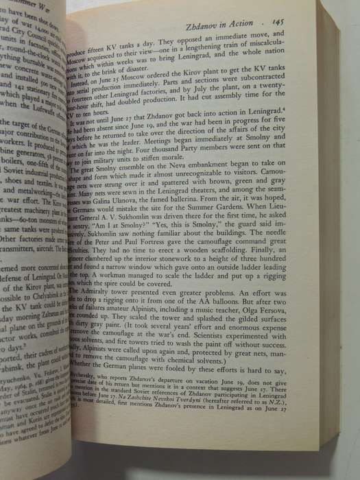 The 900 Days: The Siege Of Leningrad- Harrison E. Salisbury