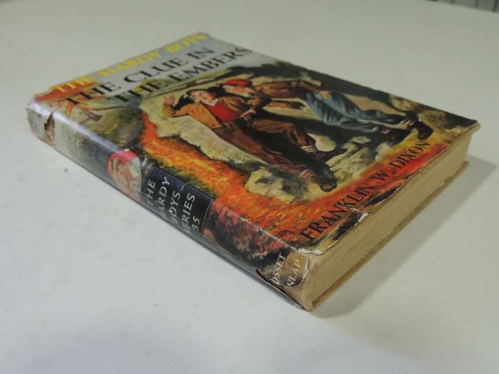 The Clue In The Embers - Franklin W. Dixon   Circa 1950s