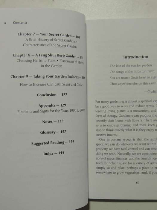 Feng Shui In The Garden - Richard Webster