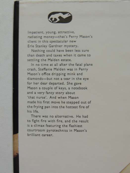 Perry Mason in The Case Of The Fugitive Nurse - Erle Stanley Gardner   First British Ed 1959