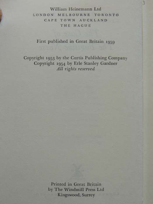 Perry Mason in The Case Of The Fugitive Nurse - Erle Stanley Gardner   First British Ed 1959