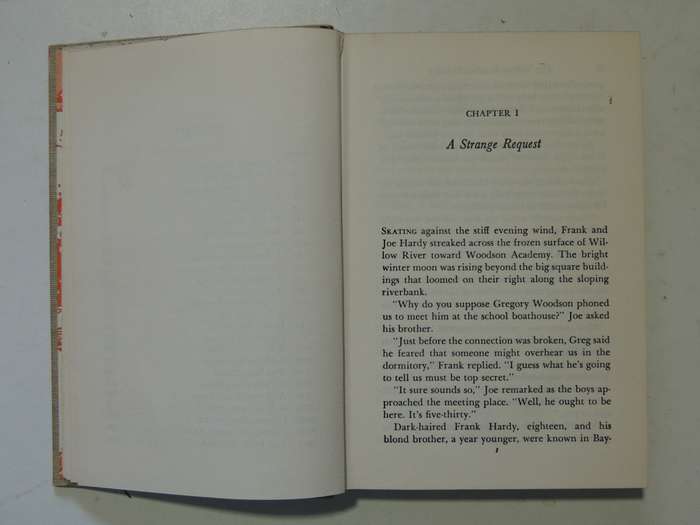 The Yellow Feather Mystery  - Franklin W. Dixon   Circa 1950s