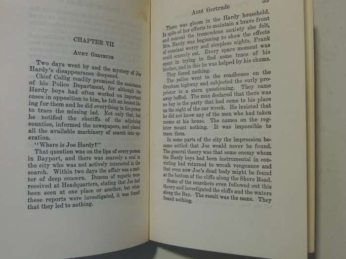 What Happened At Midnight -  Franklin W. Dixon    Circa 1950s