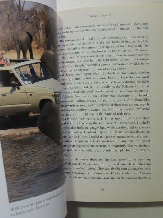 Battle For The President's Elephants: Life, Lunacy & Elation In The African Bush - Sharon Pincott