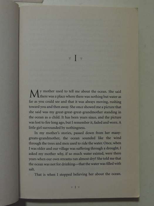 The Forest Of Hands And Feet - Carrie Ryan