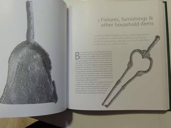 Toys, Trifles & Trinkets: Base-Metal Miniatures From London 1200-1800 - Hazel Forsyth & Geoff Egan