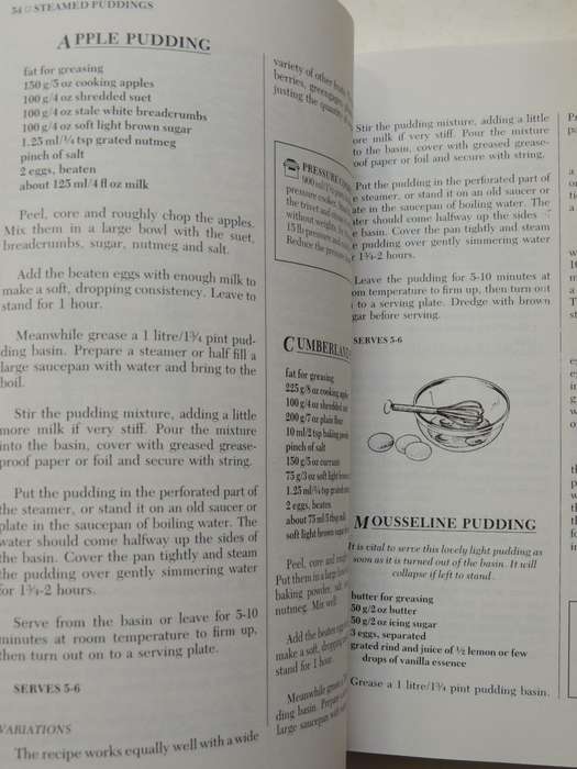 Mrs Beeton's Complete Book Of Puddings And Desserts - ed Bridget Jones