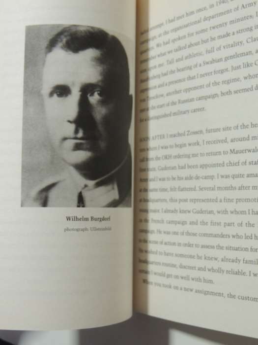 In The Bunker With Hitler: The Last Witness Speaks - Bernd Freytag Von Loringhoven