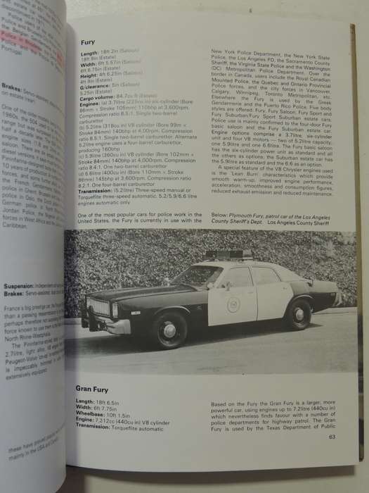 Police Vehicles Of The World - Roy D. Ingleton