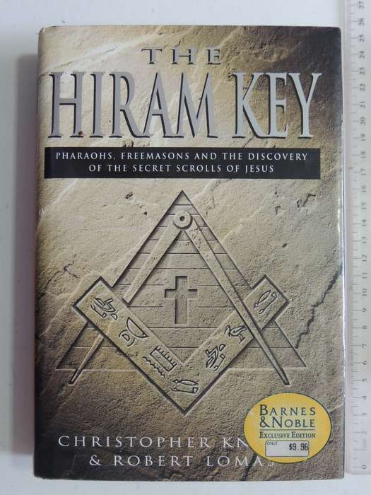 The Hiram Key: Pharaohs, Freemasons & Discovery Of Secret Scrolls Of JesusChristopher Knight, R L