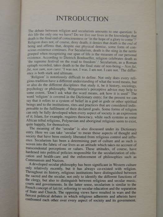The Watkins Dictionary of Religions and Seculiar Faiths - Gerald Benedict