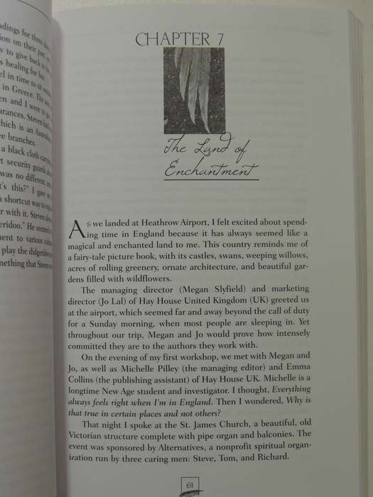 Angel Medicine: How To Heal The Body And MindWith The Help Of The Angels - Doreen Virtue, Ph.D.