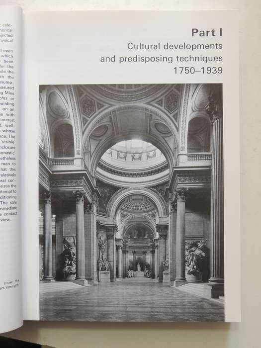 Modern Architecture: A Critical History - Kenneth Frampton
