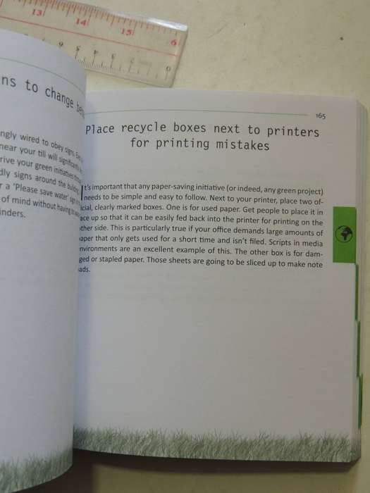 Going Green: 356 Ways To Change Our World - Simon Gear