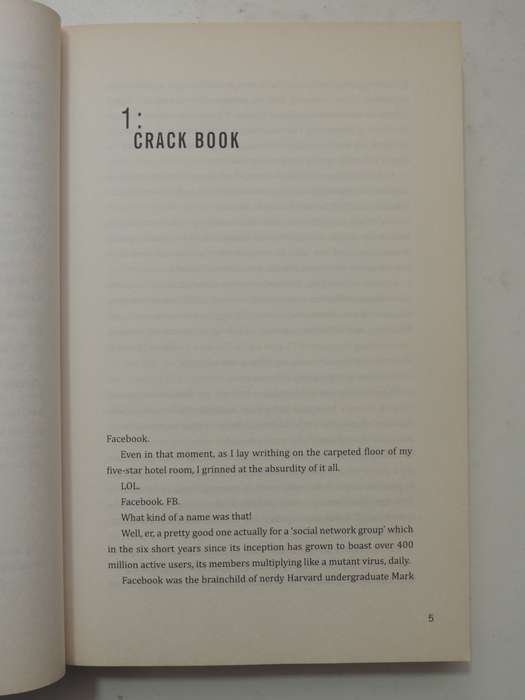 Hooked: Secrets and Highs of a Sober Addict - Melinda Ferguson