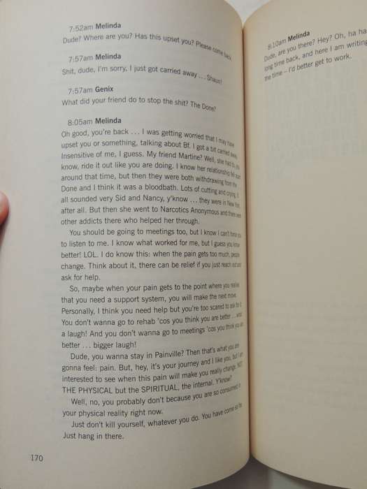 Hooked: Secrets and Highs of a Sober Addict - Melinda Ferguson