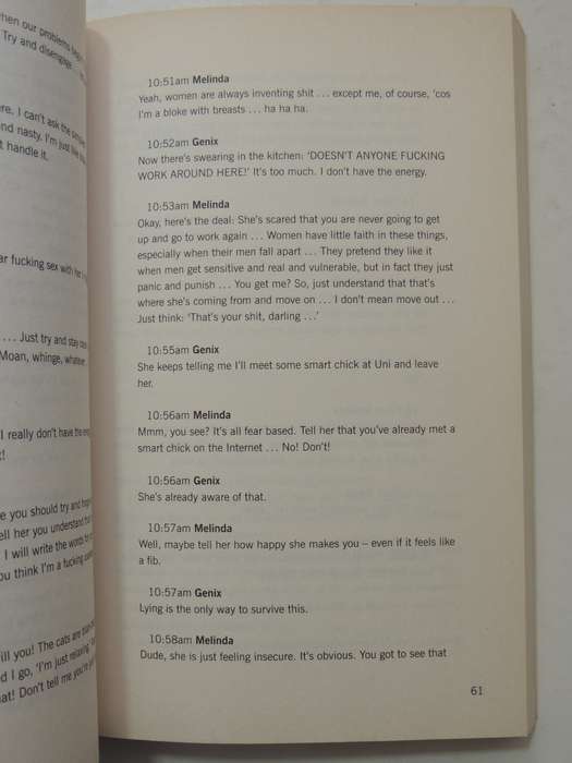 Hooked: Secrets and Highs of a Sober Addict - Melinda Ferguson