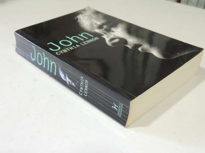 John- Cynthia Lennon