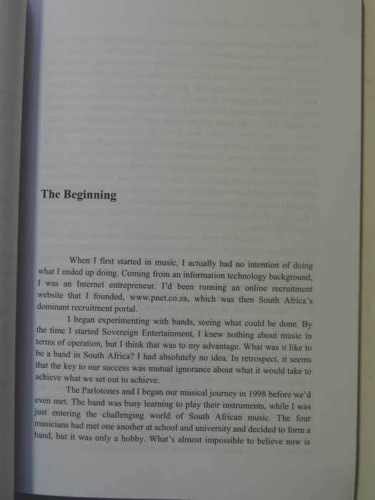 Sold Out!: The Story Of The Parlotones - Raphael Domalik