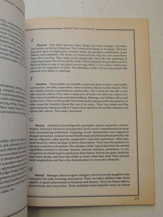 Numerology: Universal Vibrations Of Numbers (A Numerology Workbook)- Barbara J. Bishop