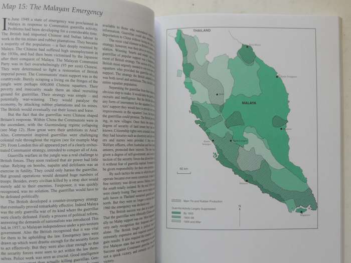 The Palgrave Concise Historical Atlas Of The Cold War - John Swift