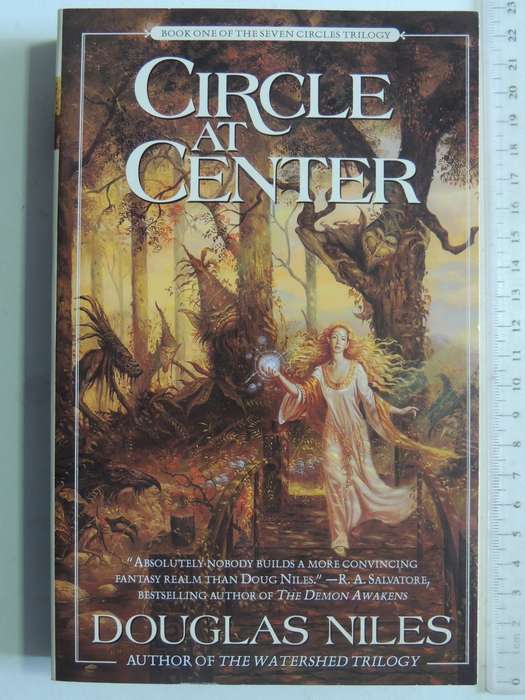 Circle at the Center -  Douglas Niles