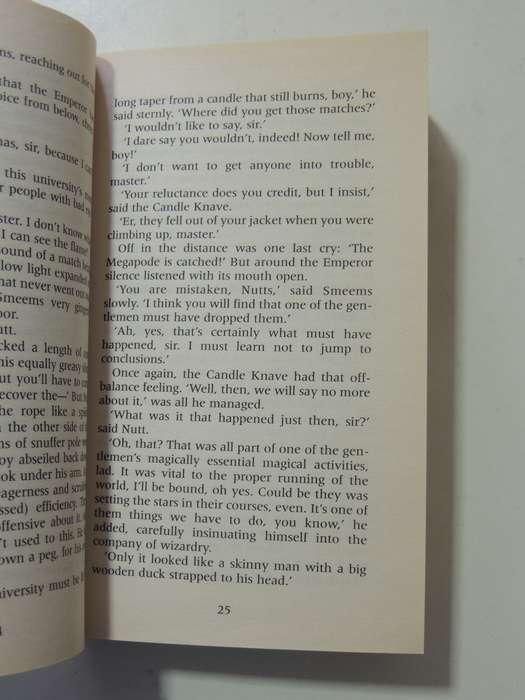 Unseen Academicals - A Discworld Novel - Terry Pratchett