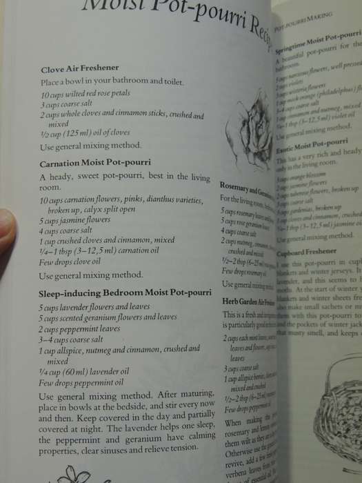 Treasury of Herbs - Margaret Roberts