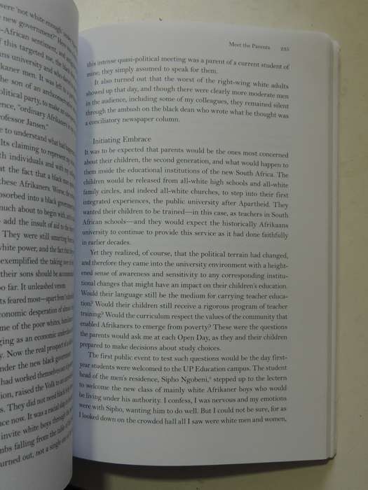 Knowledge In The Blood: Confronting Race And The Apartheid Past - Jonathan D. Jansen