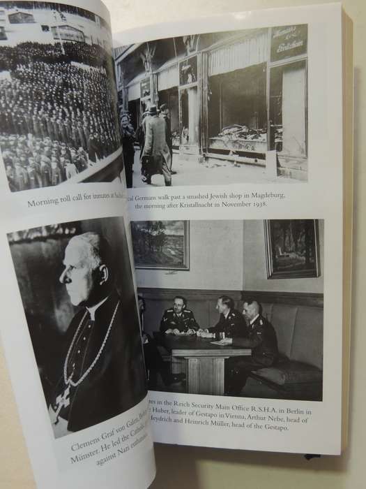 The Gestapo: The Myth And Reality Of Hitler's Secret Police - Frank McDonough