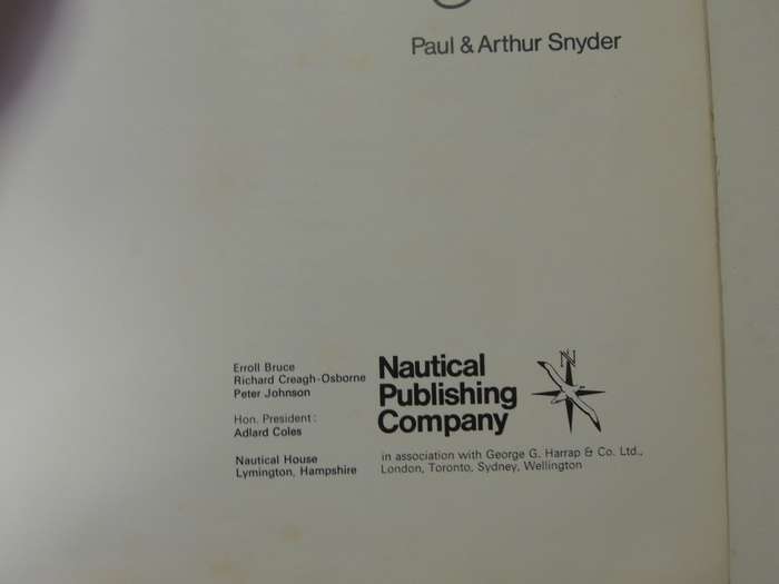 Handling Ropes & Lines Afloat - Paul & Arthur Snyder