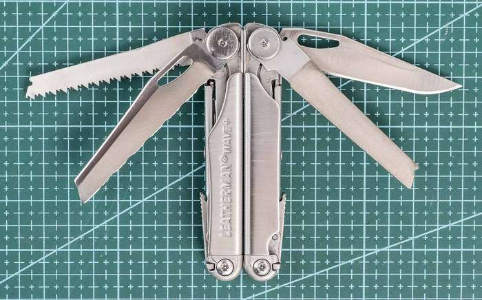 Leatherman Wave + Multi-tool Plus