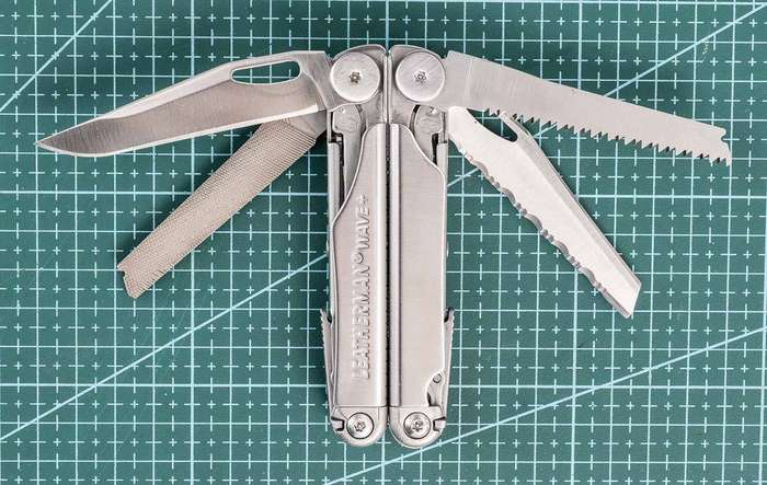 Leatherman Wave + Multi-tool Plus