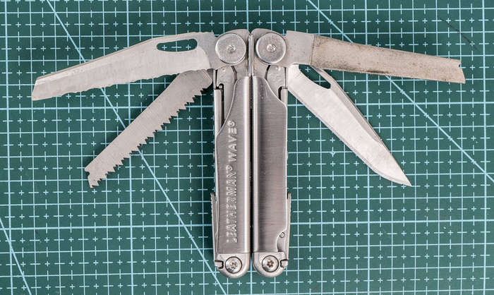 Leatherman Wave Multi-tool with Original Pouch