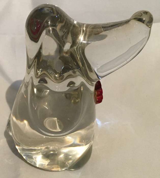 Basset hound paperweight