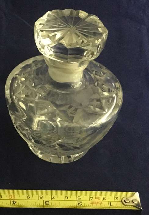 Perfume decanter